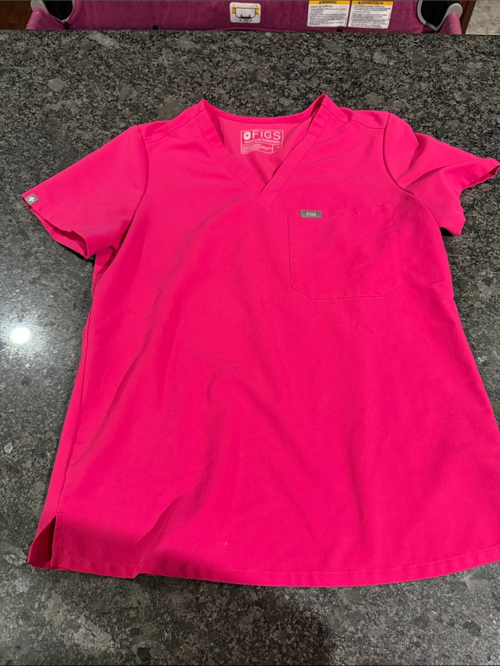 Figs small scrub top